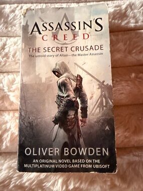 Assassin's Creed: The Secret Crusade by Oliver Bowden - White/Gray Cover
